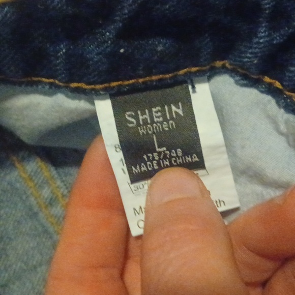 SHEIN Women's Size Large Distressed Jeans - Picture 3 of 4